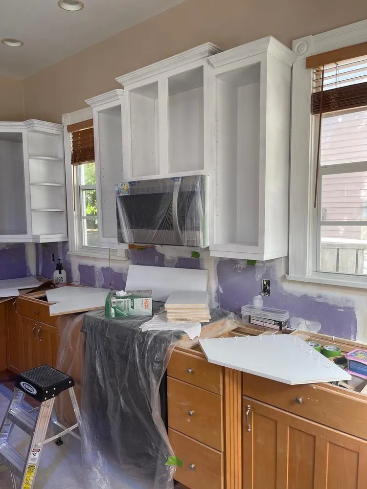 Slide of Paiz Construction