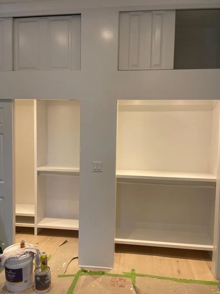 Slide of Paiz Construction