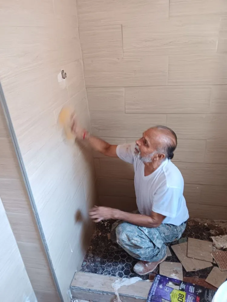 Slide of Pakmarica Painters Florida