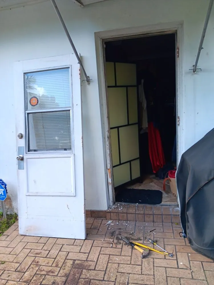 Slide of Pakmarica Painters Florida