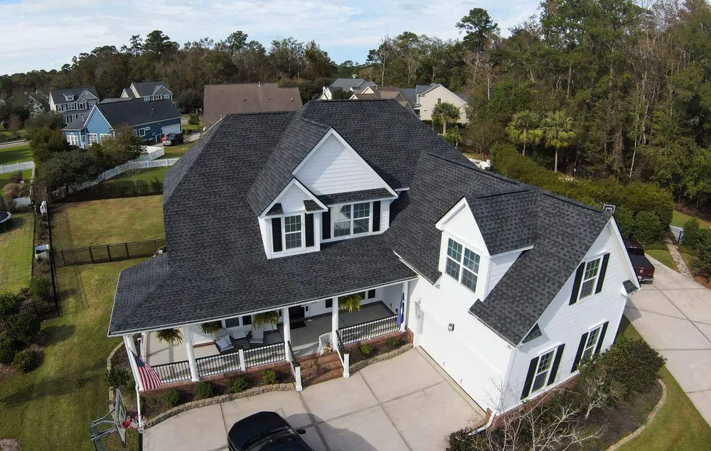 Slide of Palm & Pineapple Roofing and Exteriors