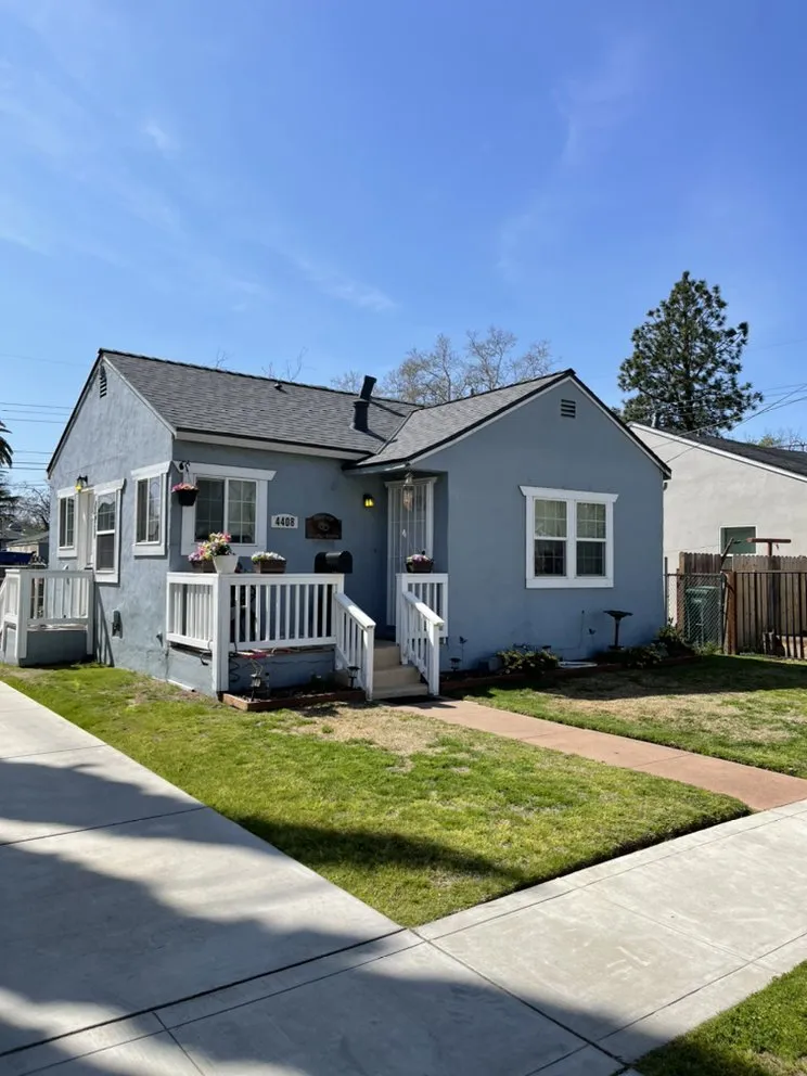 Slide of Palmer & Sons Construction