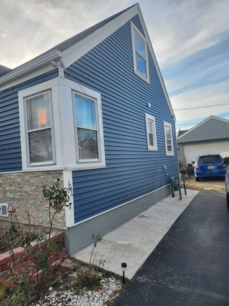 Slide of Palomino Construction and Roof