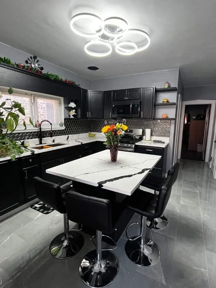 Slide of Palomino Contrucción And Roof