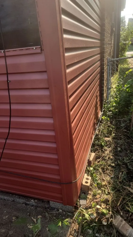 Slide of Palomino Contrucción And Roof