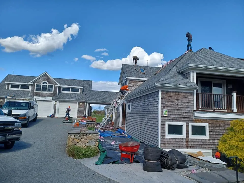 Slide of Pannoni Roofing