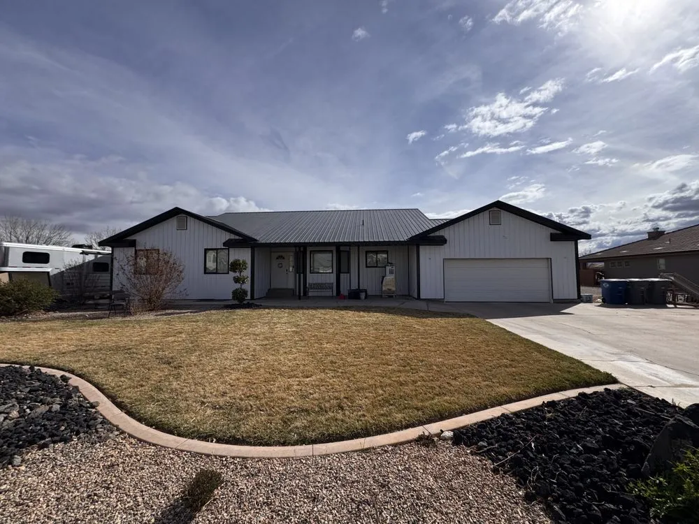 Slide of Panorama Roofing