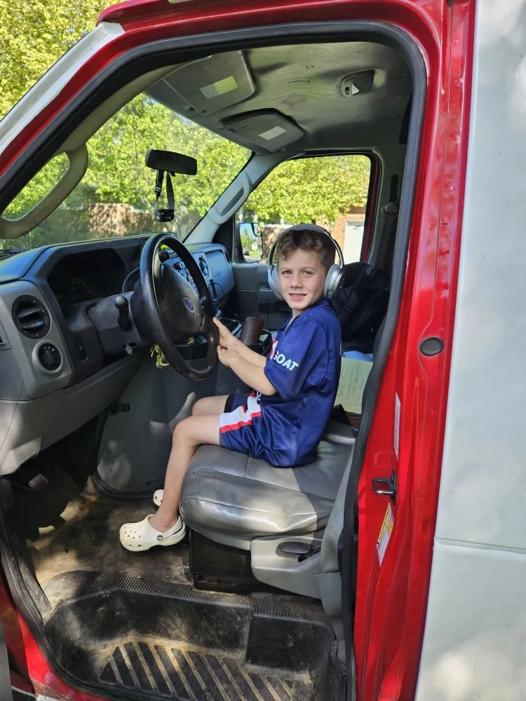 Slide of Papa & Sons Roofing