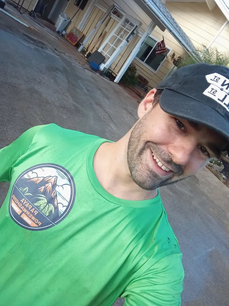 Emergency flat roof repair experts serving Mililani, HI - Papaya Powerwashing
