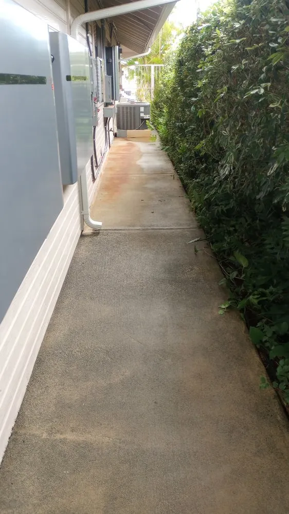 Professional shingle roofing service in Mililani, HI by Papaya Powerwashing