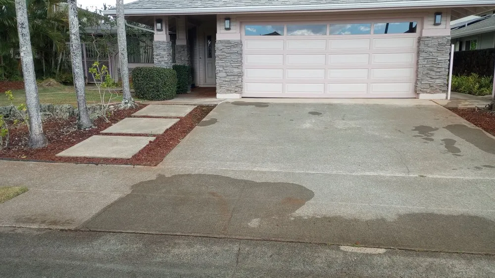 Top-rated residential roofing service experts serving Mililani, HI - Papaya Powerwashing