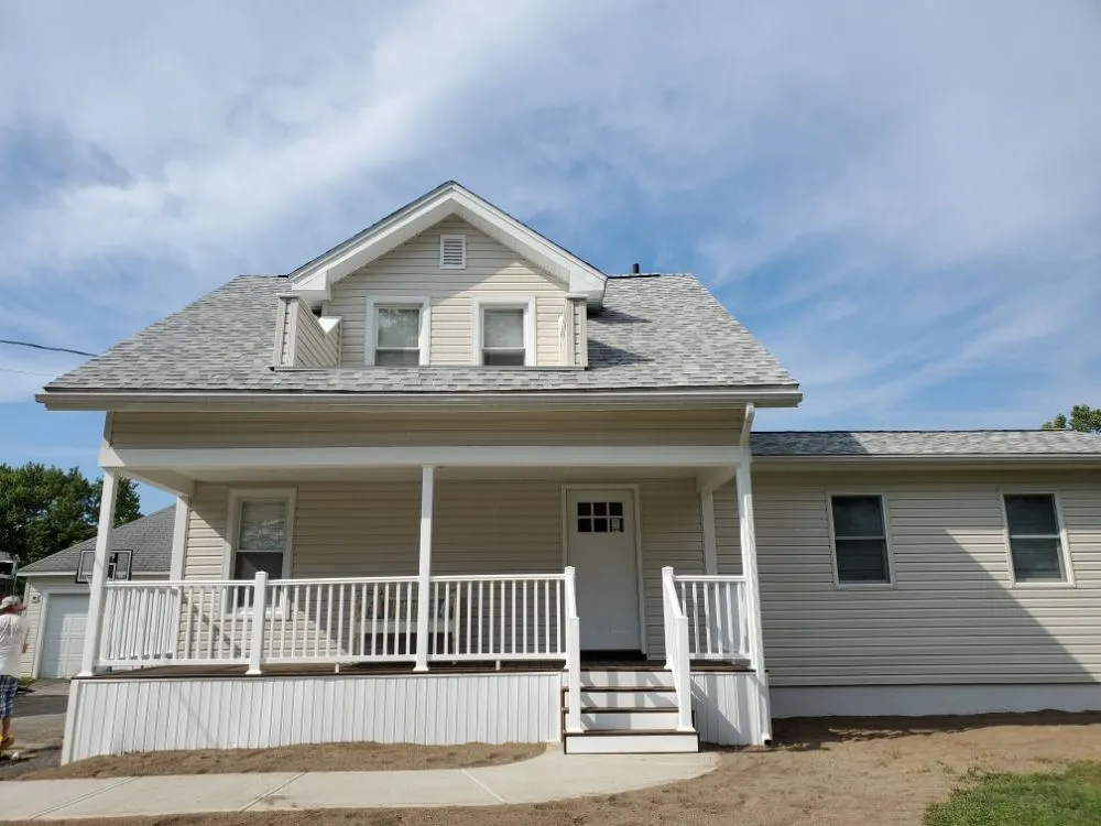 Slide of Paradise Builders