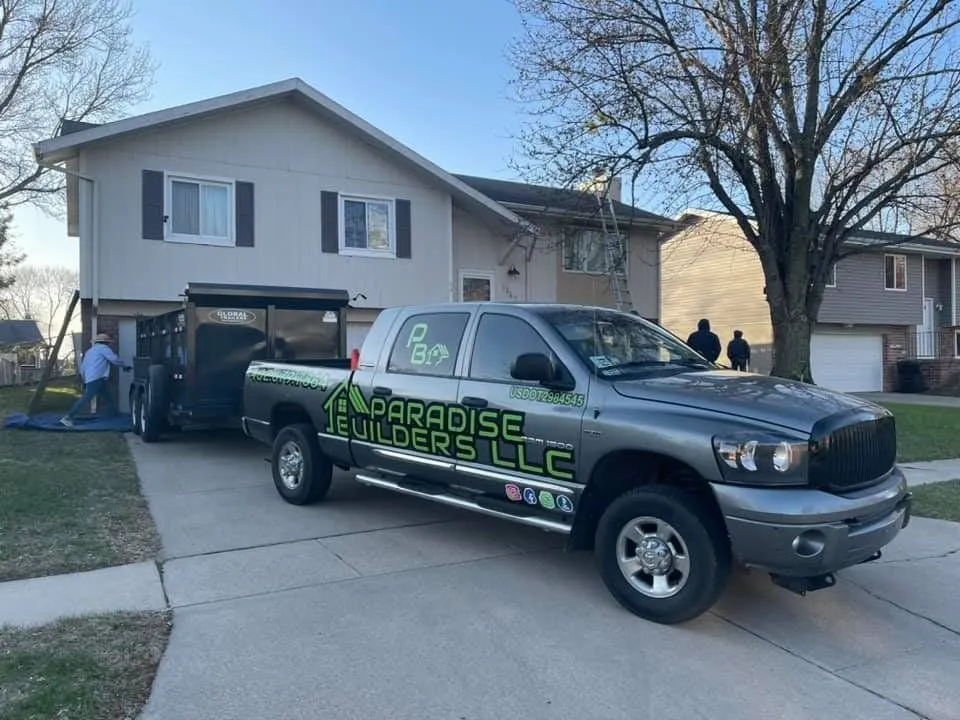 Slide of Paradise Builders