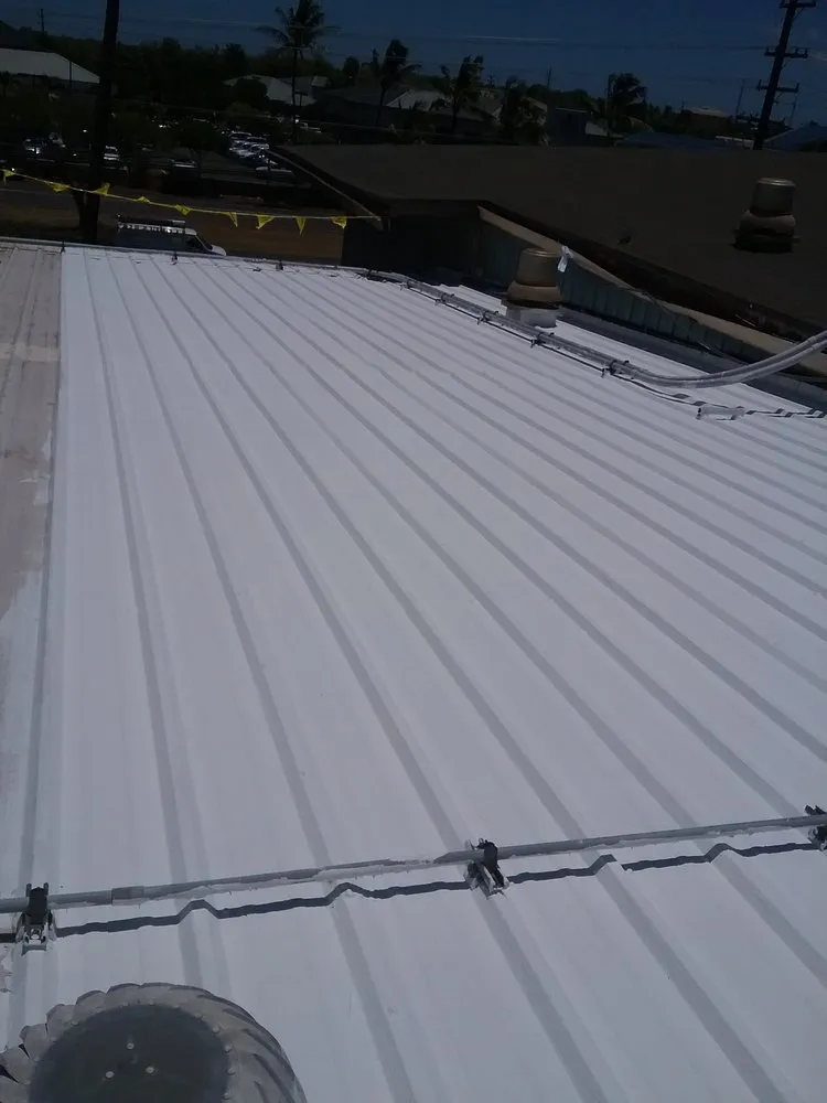 Slide of Paradise Roofing