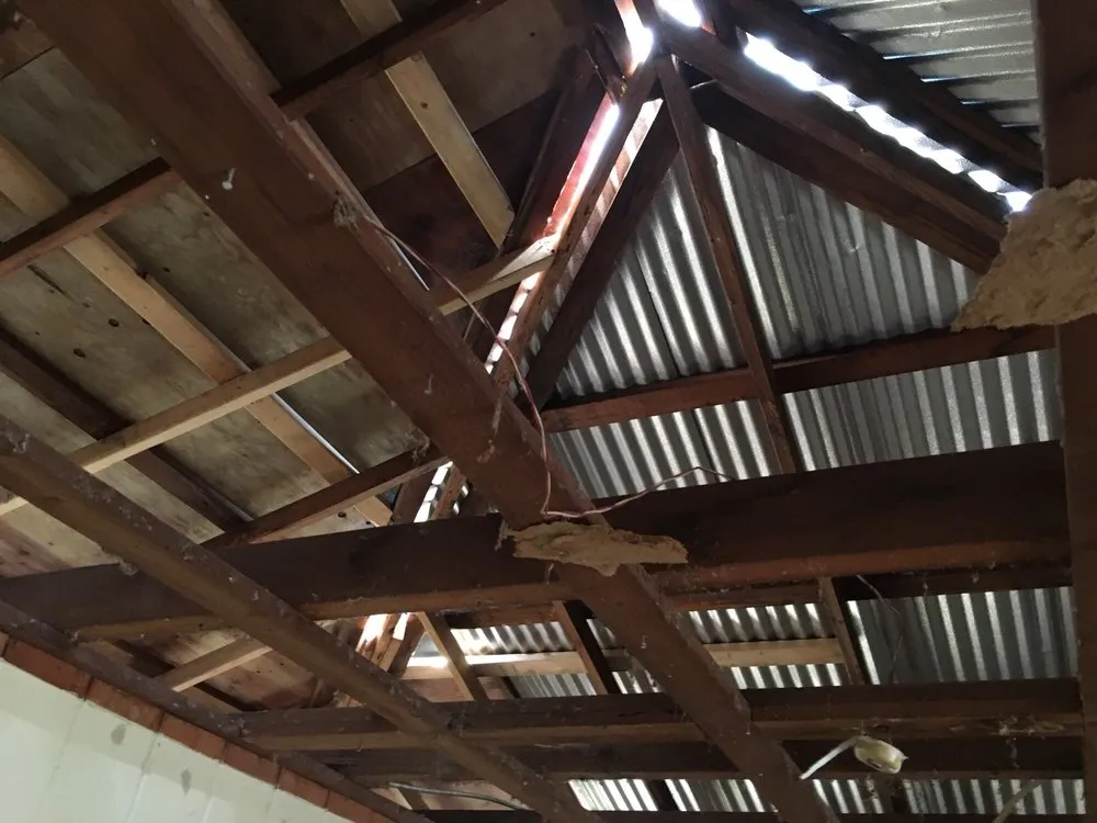 Slide of Paradise Roofing