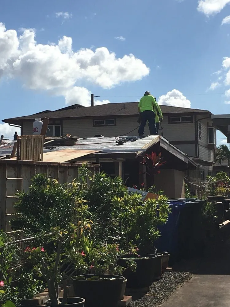 Slide of Paradise Roofing