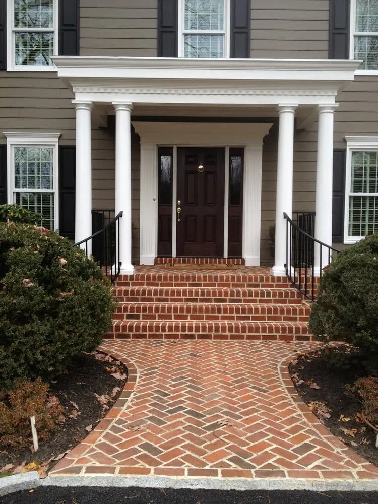 Slide of Paragon Construction