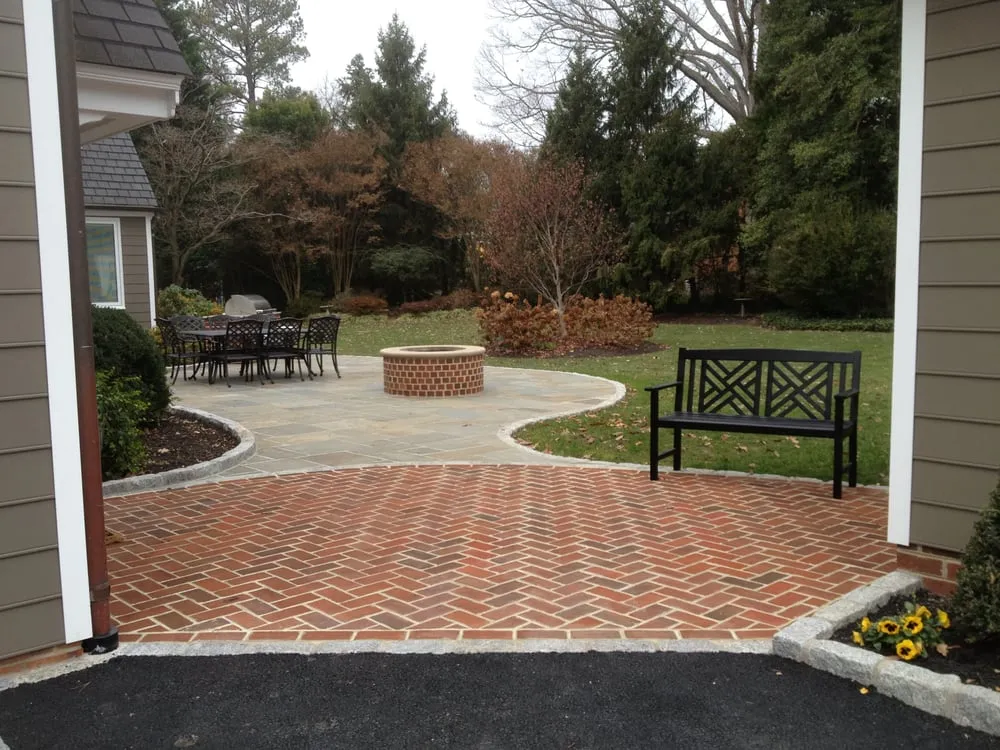 Slide of Paragon Construction