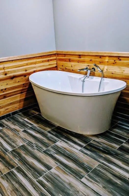 Slide of Paragon Construction