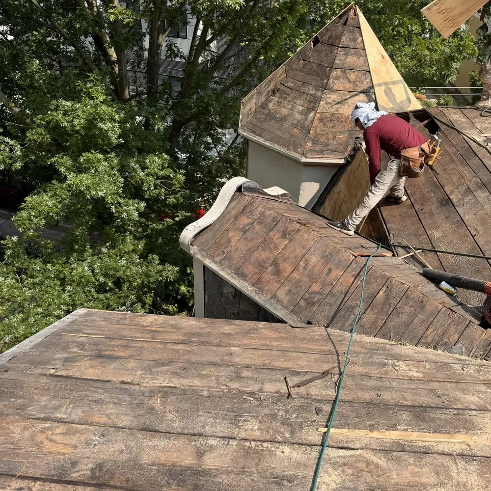 Slide of Paragon Exterior