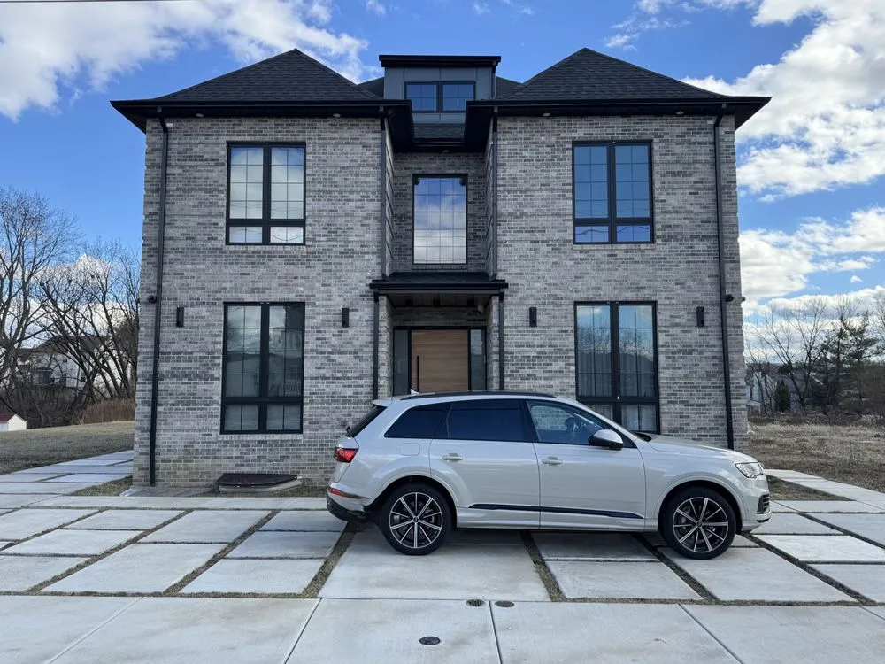 Slide of Paragon Exterior