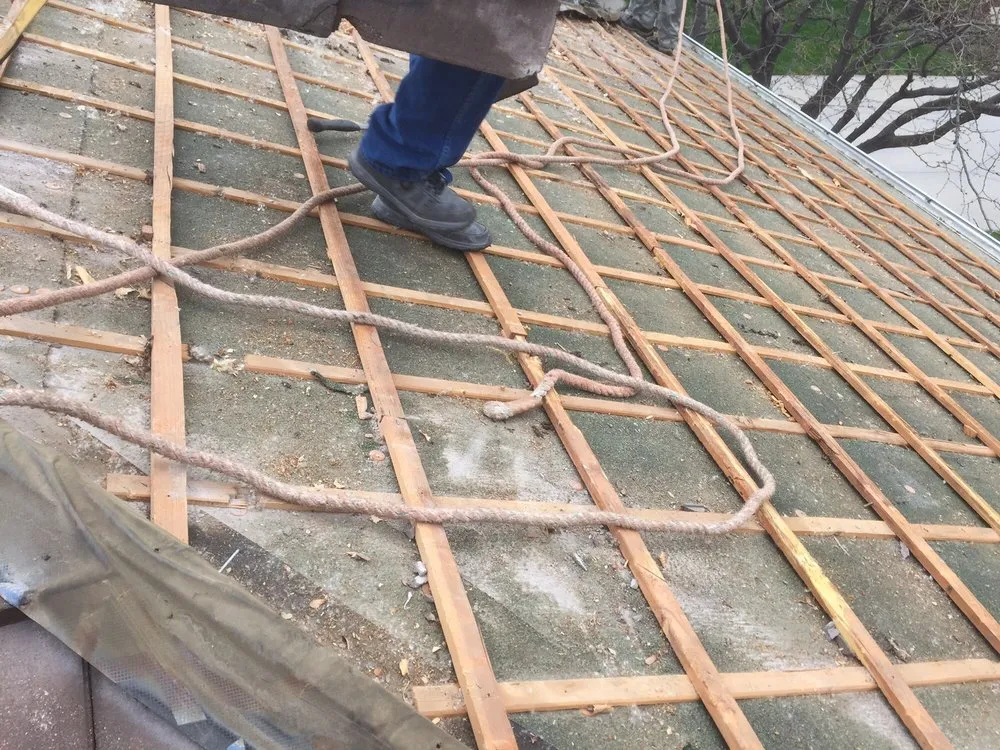 Slide of Paragon Pro Construction