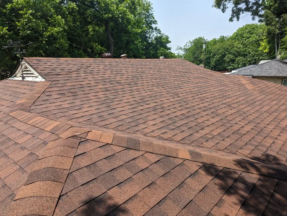 Slide of Parallel Roofing & Construction