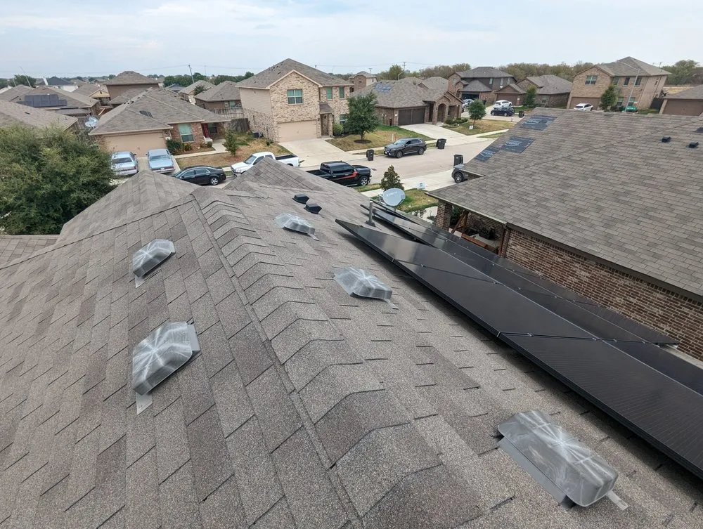 Slide of Parallel Roofing & Construction