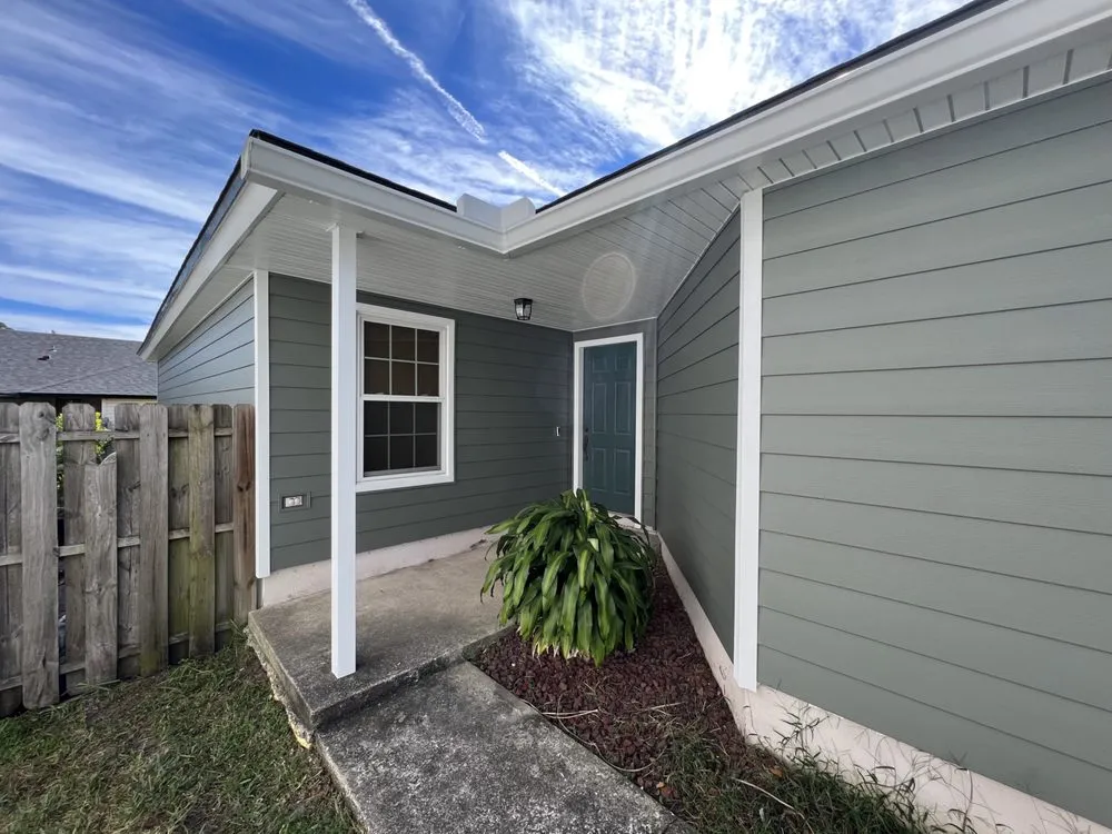 Slide of Paramount Builders Jacksonville