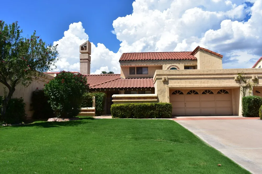 Slide of Paramount Kanga Roof