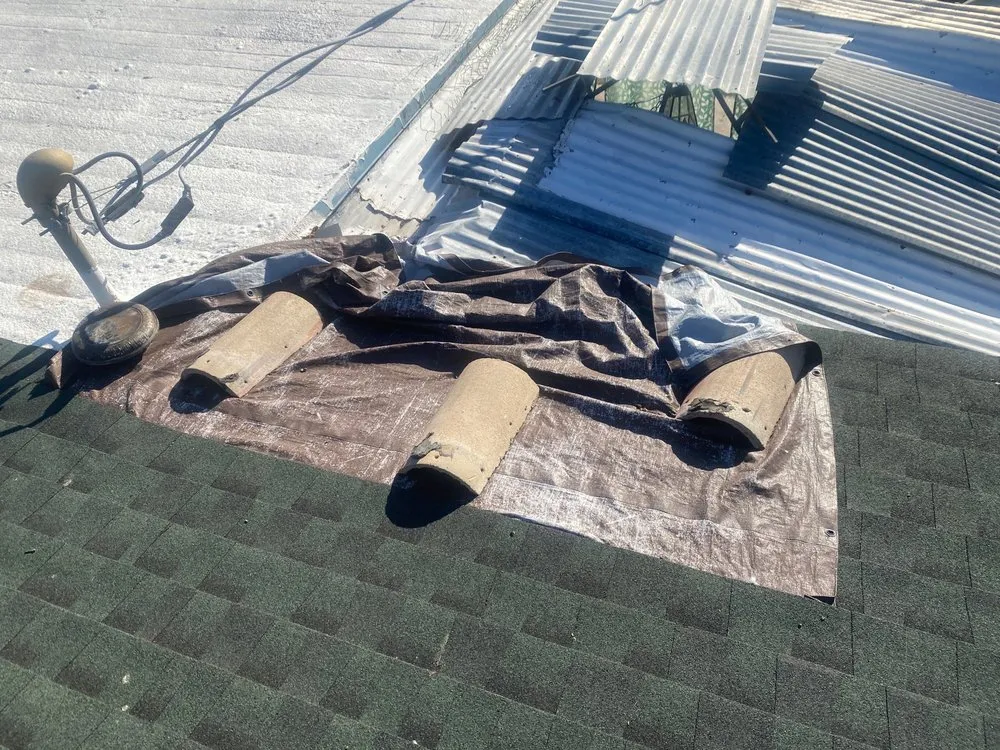 Slide of Paramount Kanga Roof