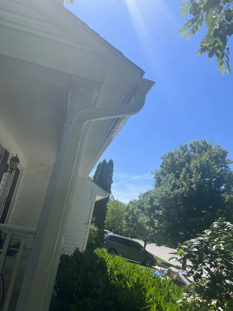 Slide of Paramount Roofing & Construction