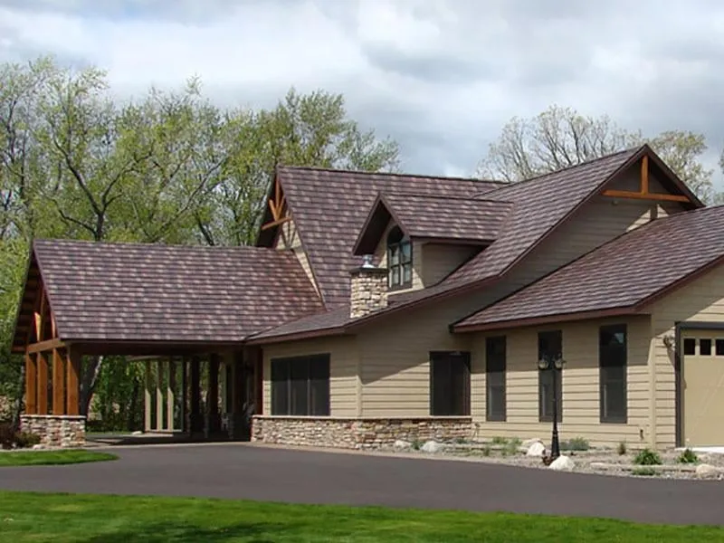 Slide of Paramount Roofing and Siding