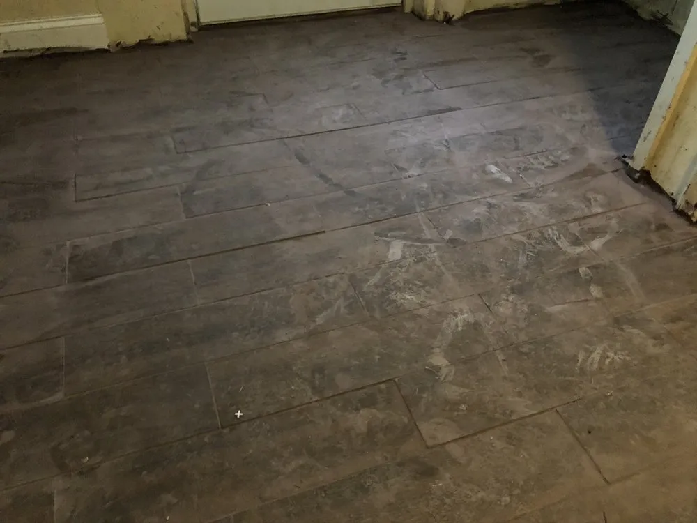 Slide of Paredes 336 Renovations