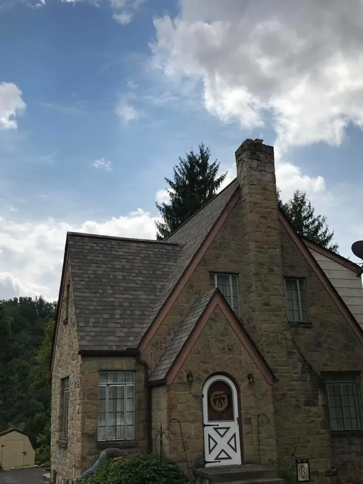 Slide of Paris Roofing