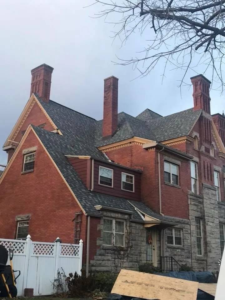 Slide of Paris Roofing