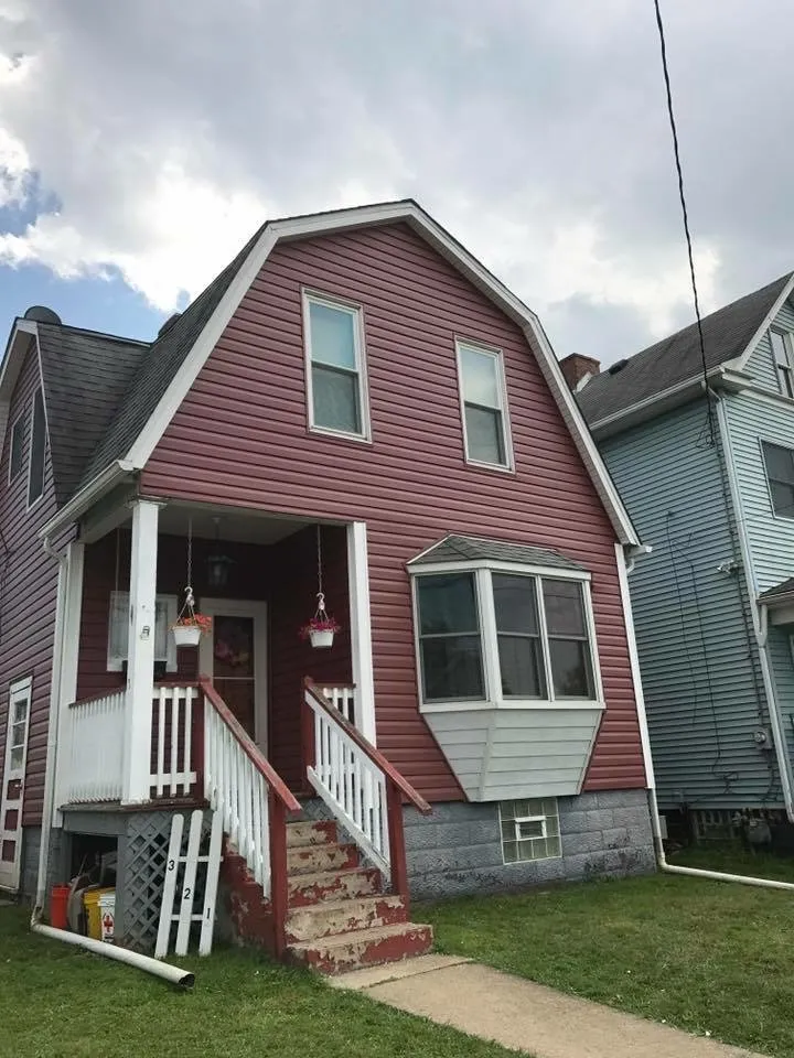 Slide of Paris Roofing