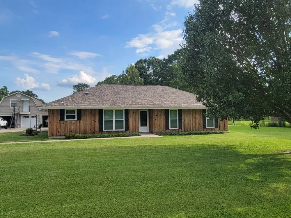 Emergency flat roof repair same-day service across Geismar, LA - Parishbuilders