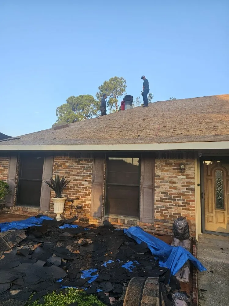 Reliable roof leak repair experts serving Geismar, LA - Parishbuilders