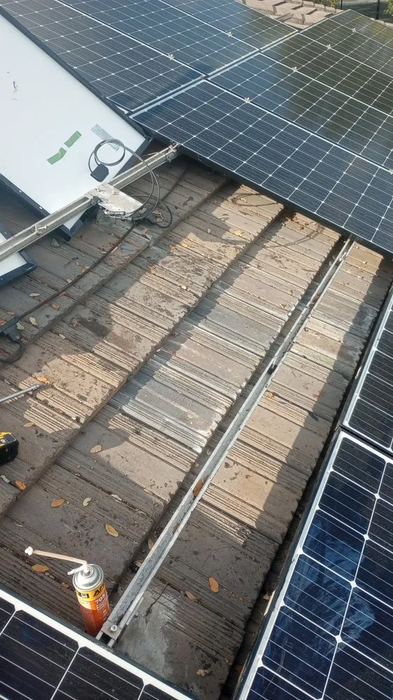 Slide of Parker's Reliable Repair & More