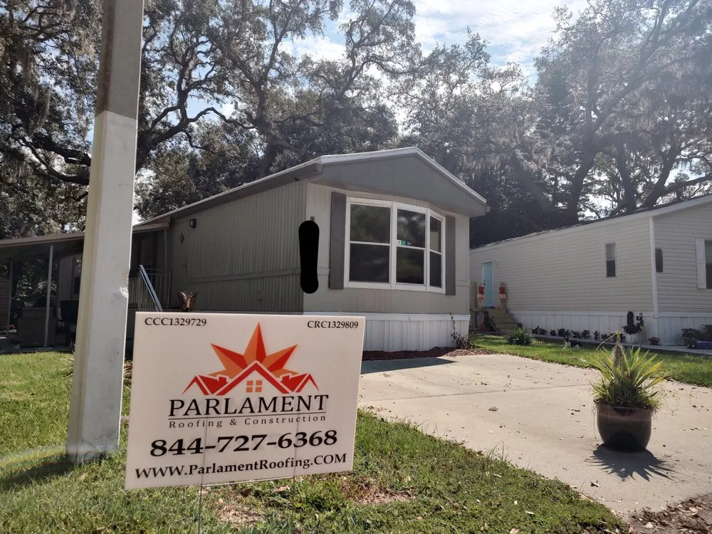 Slide of Parlament Roofing & Construction