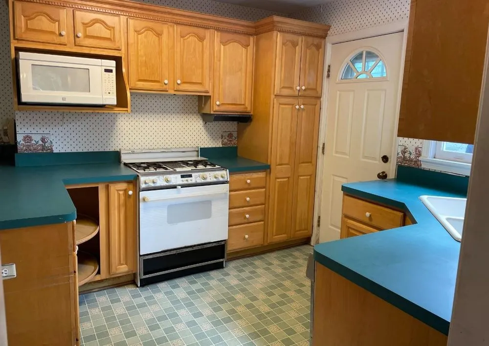 Slide of Parter's Bathroom Remodel