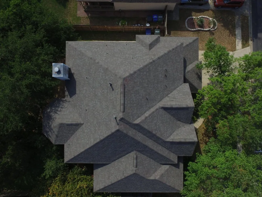 Slide of PaRu Roofing and Construction