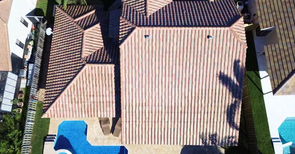 Slide of Pasat Roofing & Solar