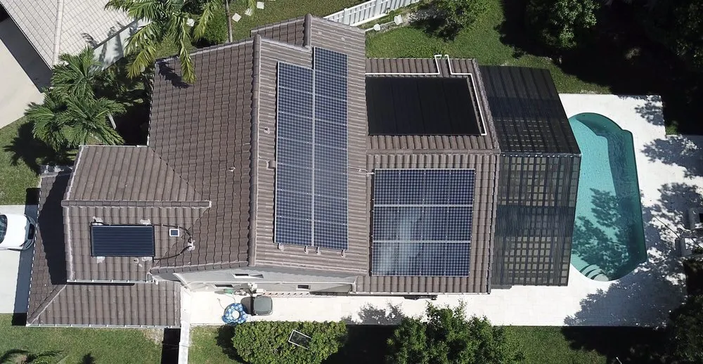 Slide of Pasat Roofing & Solar