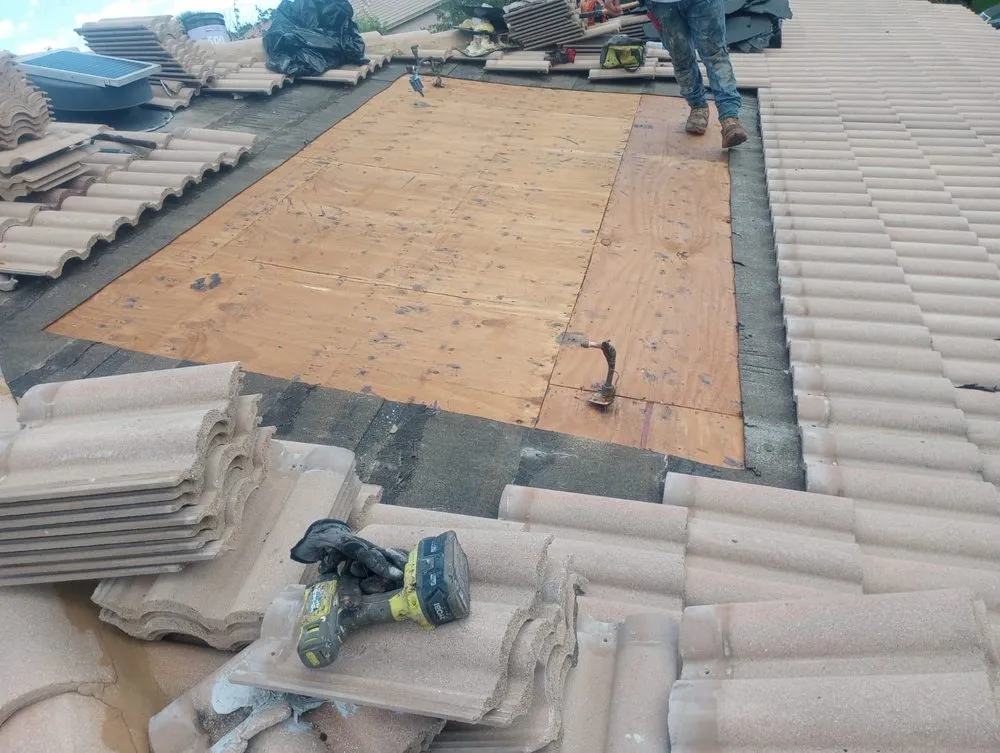 Slide of Pasat Roofing & Solar