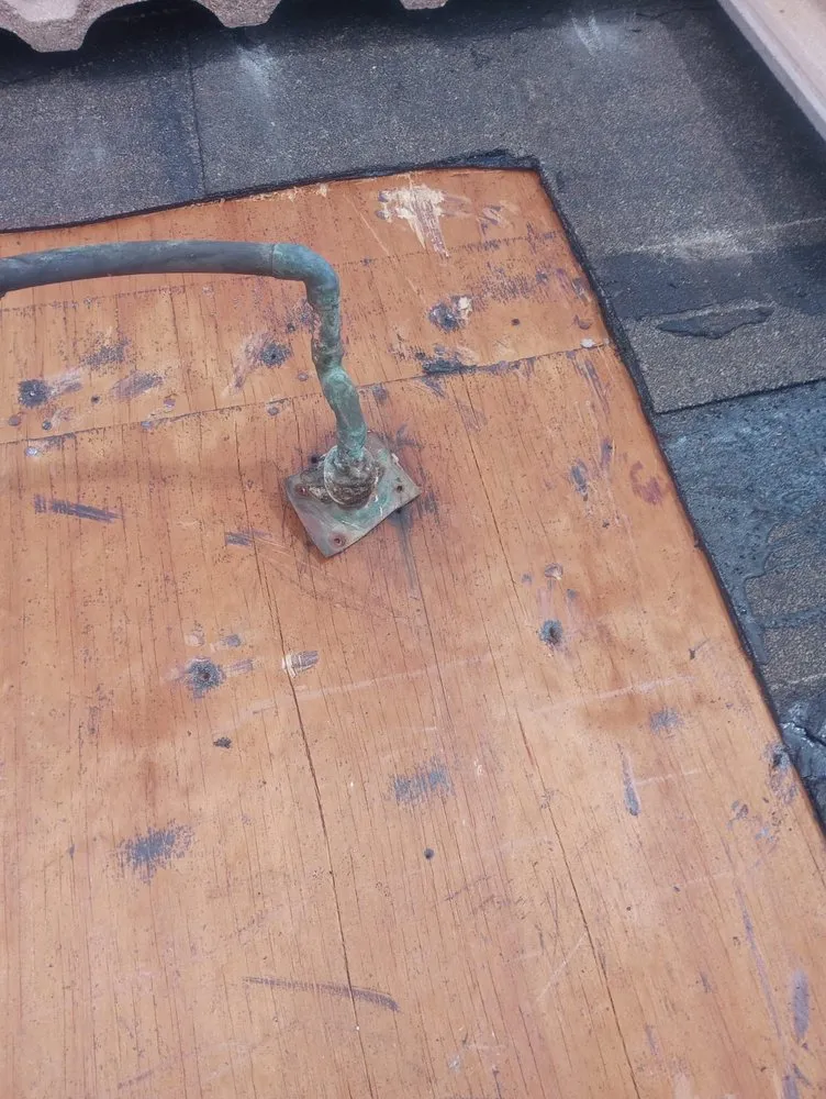 Slide of Pasat Roofing & Solar