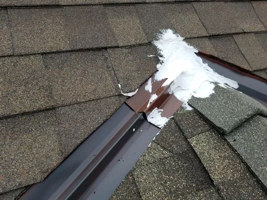 Pasillas Roofing Logo