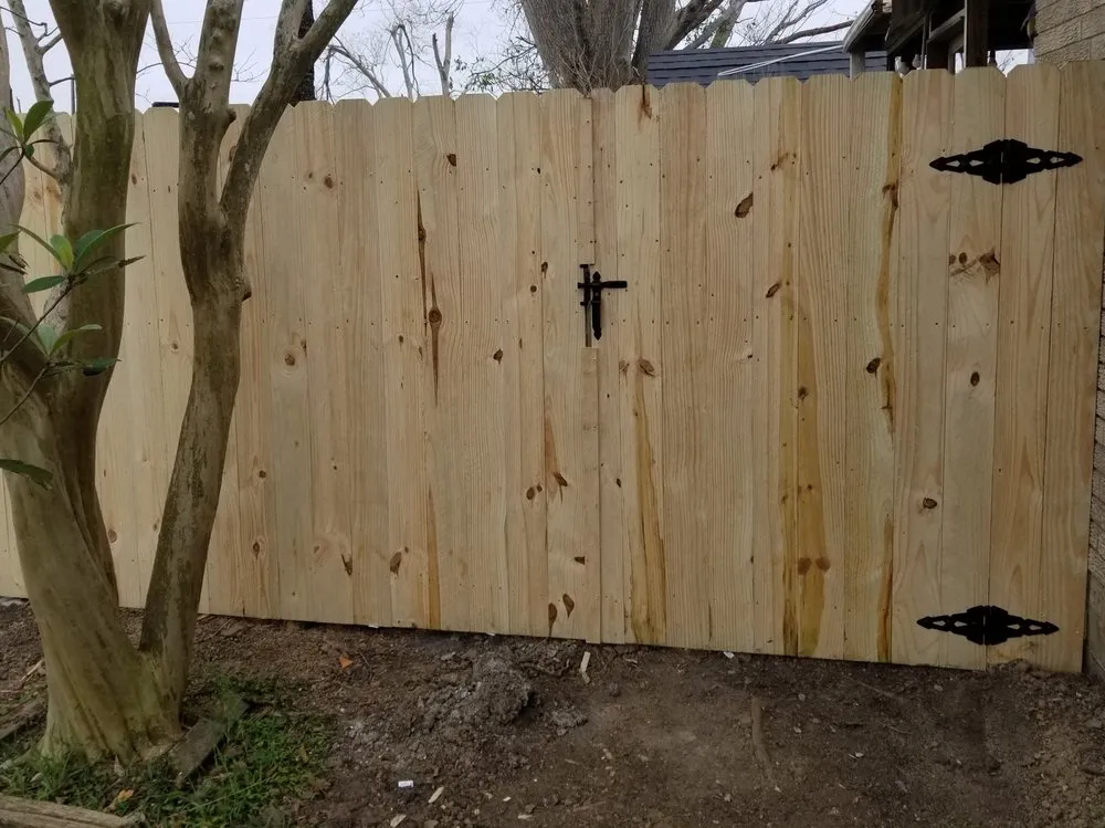 Slide of Patriot Fencing