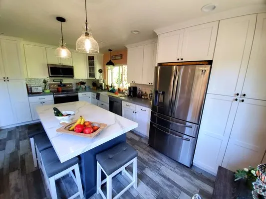 Patriot Home Improvements Logo